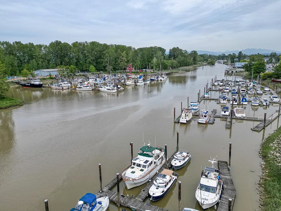 1st image of 4753 River Rd W #304