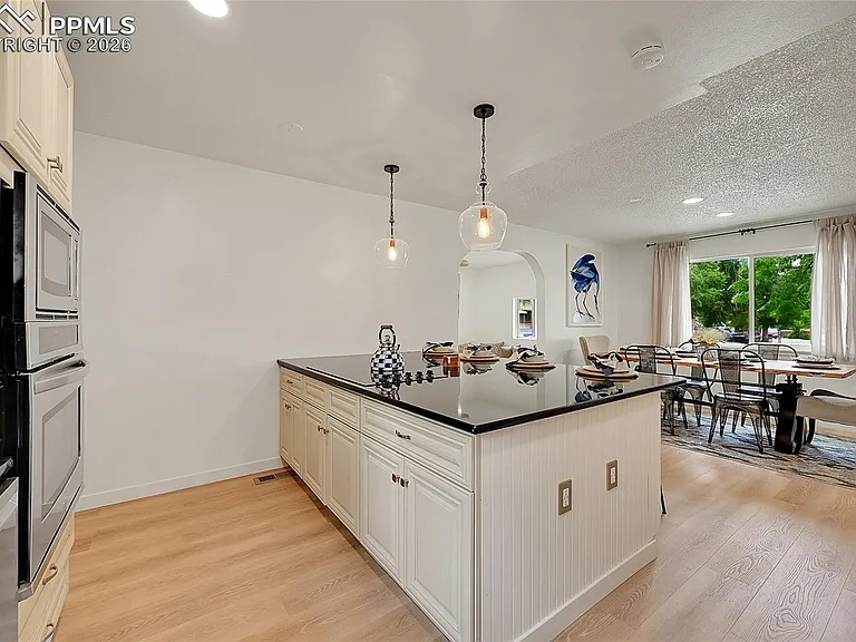 239 Tanna Ct — Photo 12