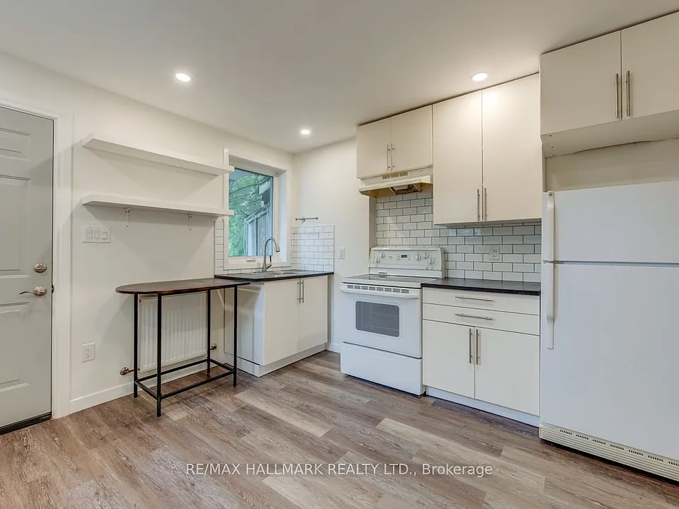 233 Kingston Rd #MAIN
