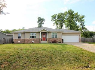 20971 Hansen Rd, Saint Robert, MO 65584