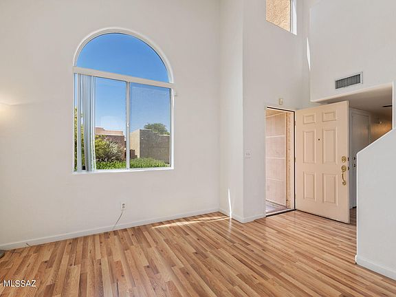 5th image of 4339 E Samantha Dr