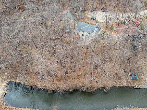 4th image of 60 Fair Oaks Ct