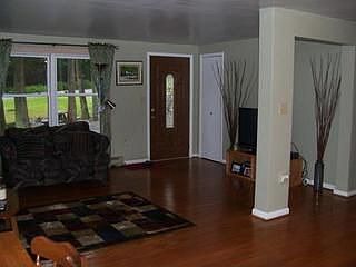 2nd image of 100 Ledgeview Dr