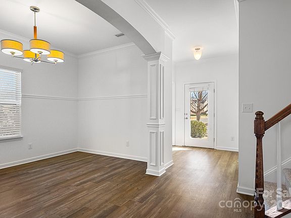5th image of 105 Kendrick Meadow Ln