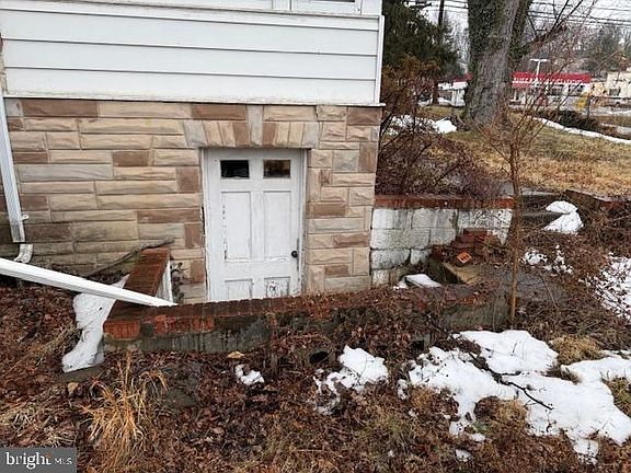 4th image of 4700 Backlick Rd