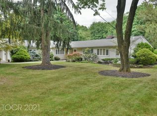 122 Glasgow Ter, Mahwah, NJ 07430