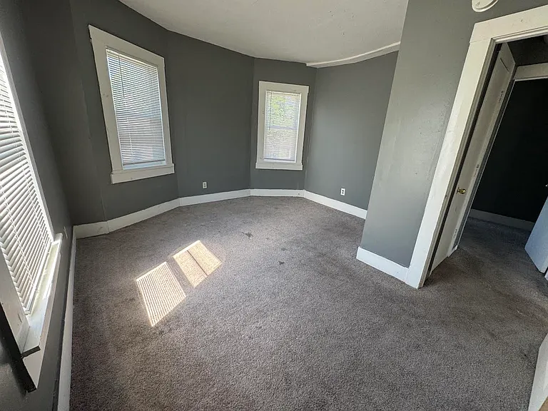 107 College St #3R — Photo 9