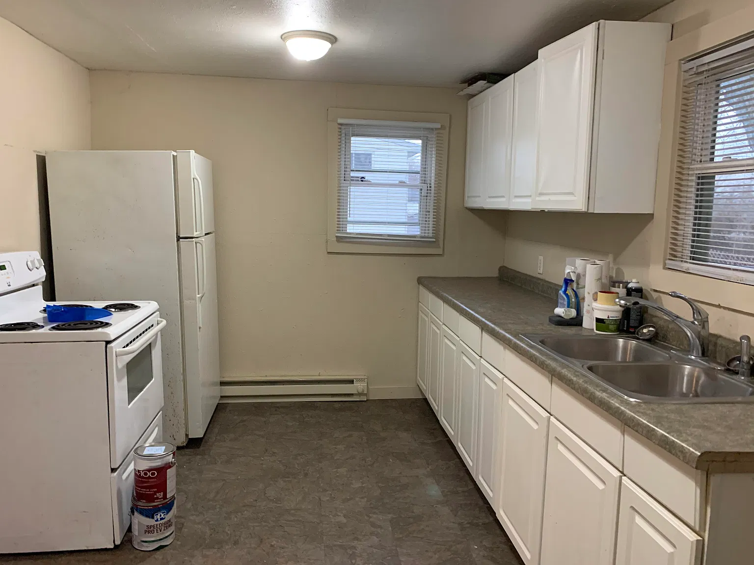 2 bed, 1.0 bath, $900 — Photo 3