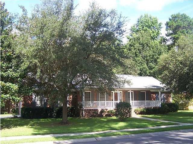 1st image of 220 King Charles Cir