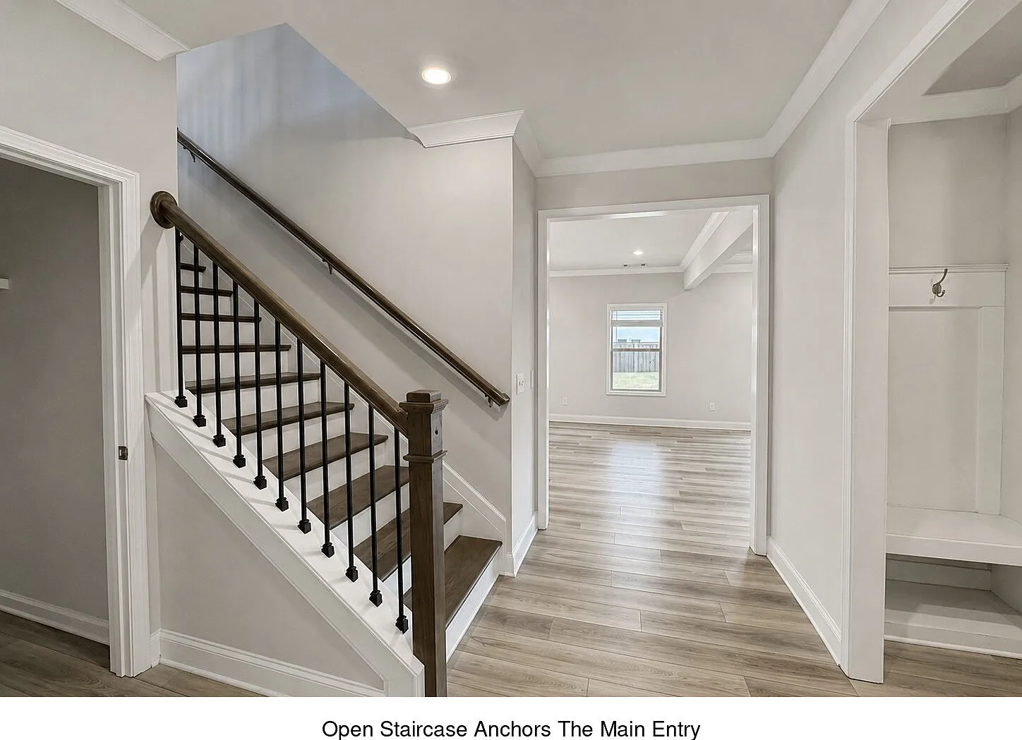 4 bed, 3.0 bath, 2630 sqft, $2,450 — Photo 4