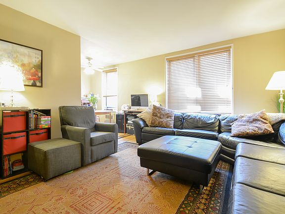 3rd image of 4325 Douglaston Pkwy #2A