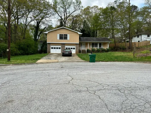 4051 Pocono Ct, Stone Mountain, GA 30083