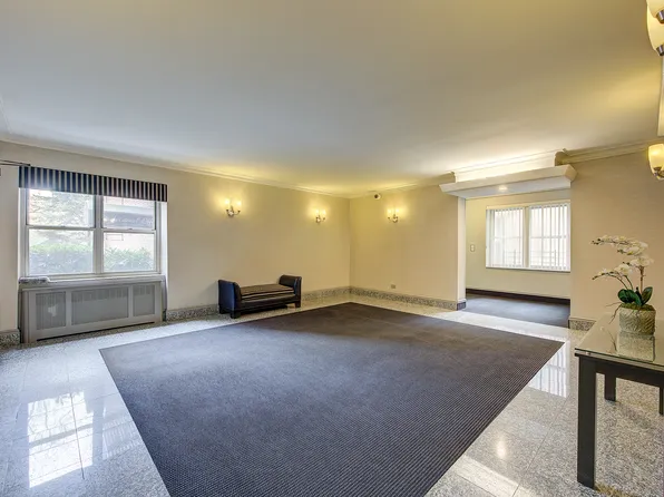 67-12 Yellowstone Boulevard image 30 of 31