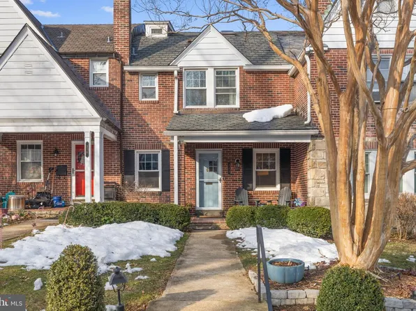 318 Hopkins Rd, Baltimore, MD 21212