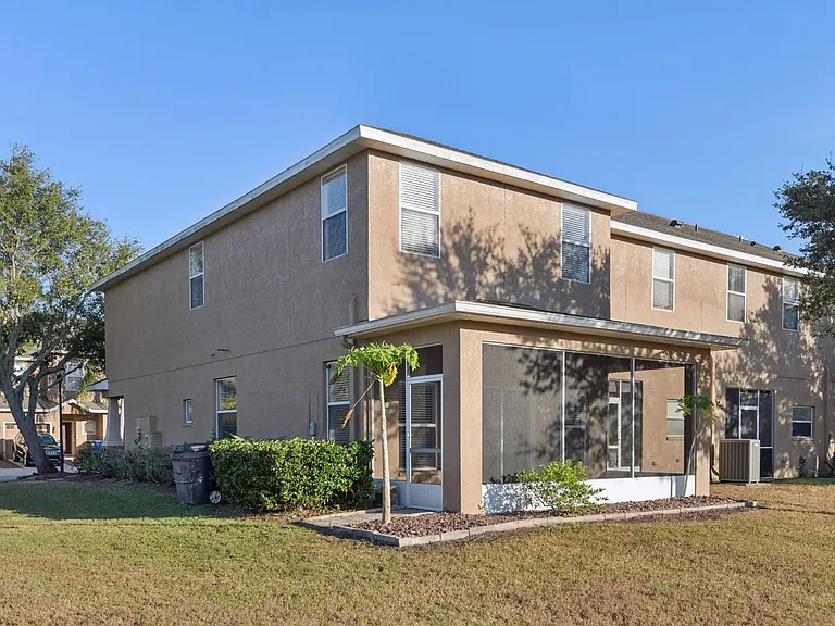 12805 Avelar Manor Pl — Photo 13