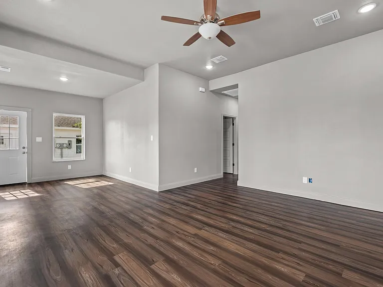 811 Tolar Hwy — Photo 3