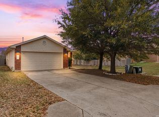 164 Opal Lake Dr, Kyle, TX 78640