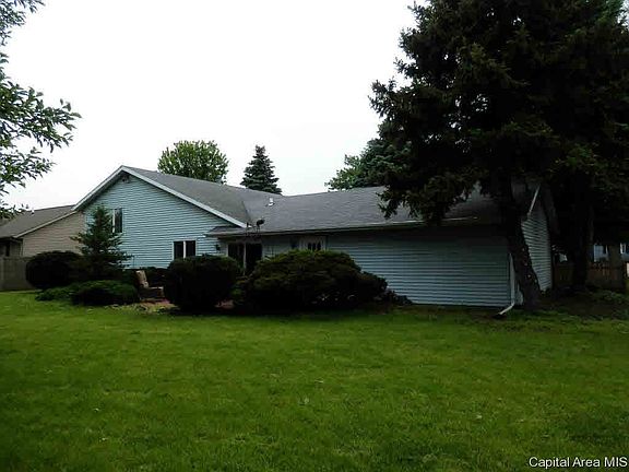 3rd image of 2241 Catherine St