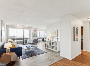 1326 Spruce St APT 2304, Philadelphia, PA 19107