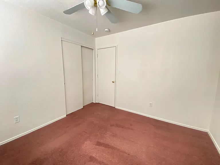4205 Isla Verde St #C — Photo 10