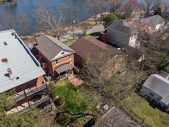 5th image of 2533 Villa Cir