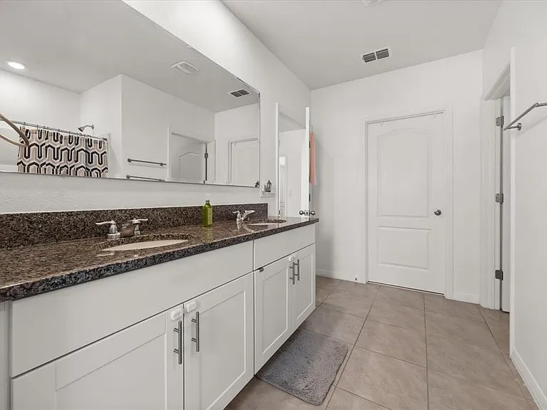 1467 Riverboat Dr — Photo 20