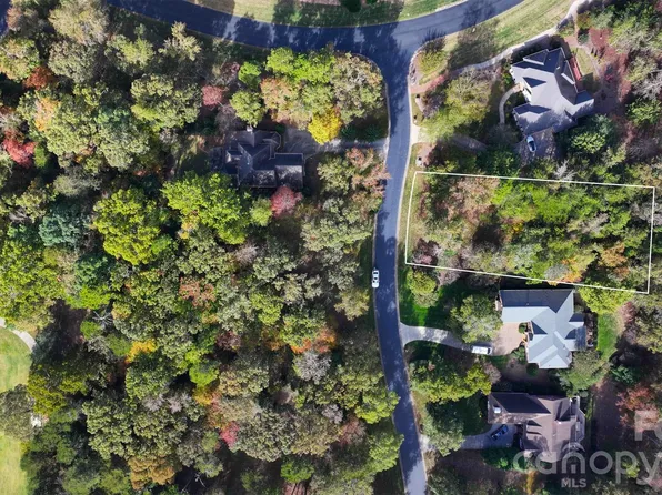 111 Yadkin Falls Rd, New London, NC 28127