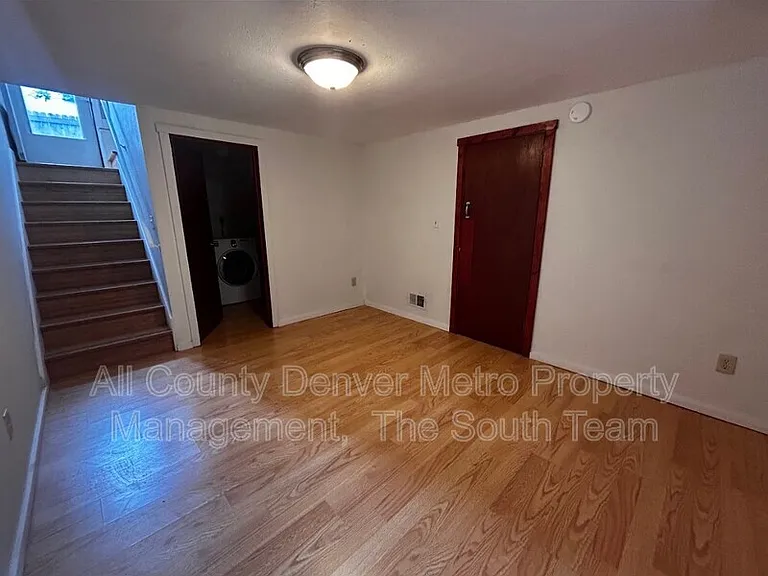 2820 S Acoma St — Photo 12