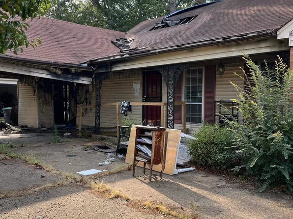 5531 Knight Arnold Rd, Memphis, TN 38115