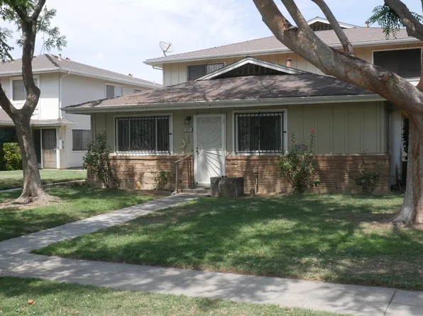 4918 N Holt Ave APT 102, Fresno, CA 93705
