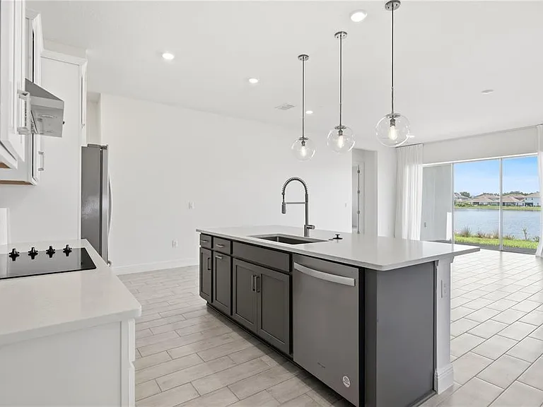 13589 McMillan Dr — Photo 12