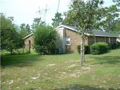 2nd image of 148 Daisy Ln E