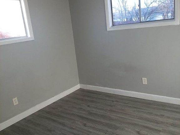 2nd image of 121 Melvin Dr