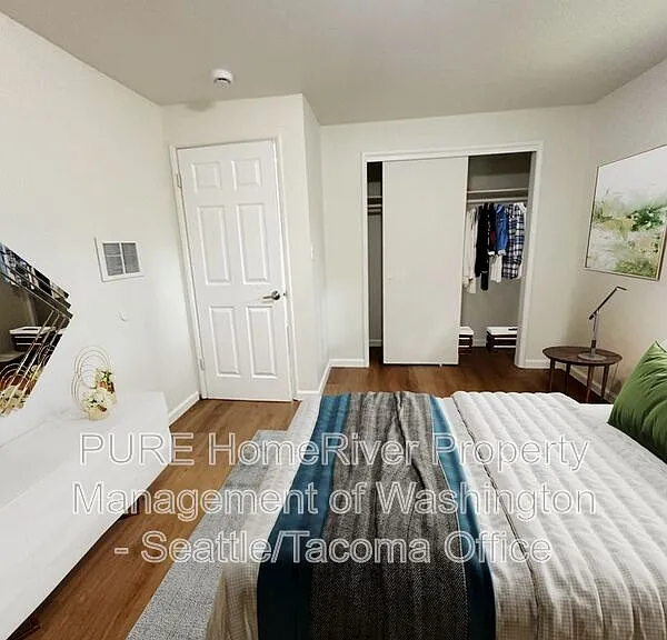 15501 Grant Ave SW #4 — Photo 6