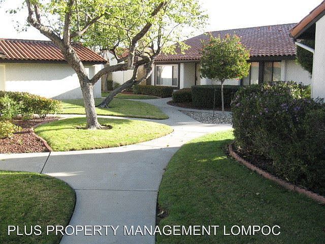 1st image of 3954A Mesa Circle Dr