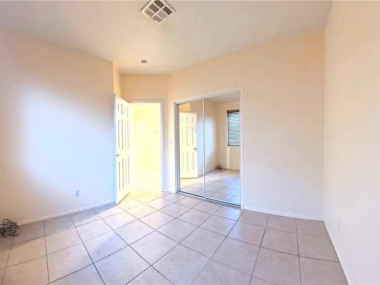 4844 Jadero Dr — Photo 23