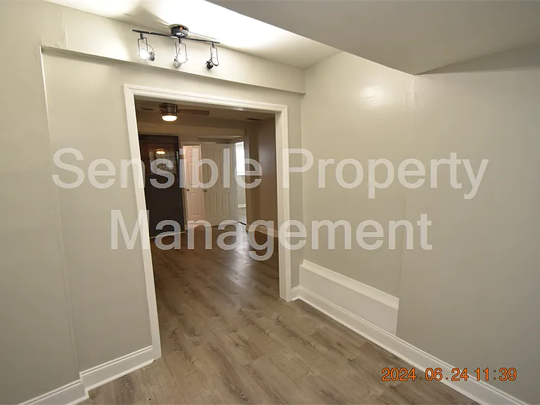 2926 51st St S #1 — Photo 20