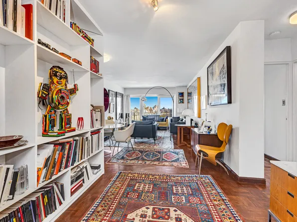 118 East 60th Street 27-E image 1 of 11