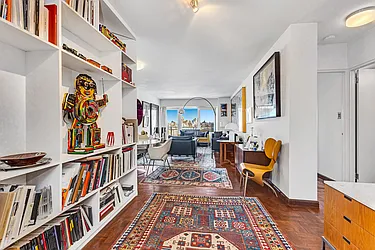 118 East 60th Street