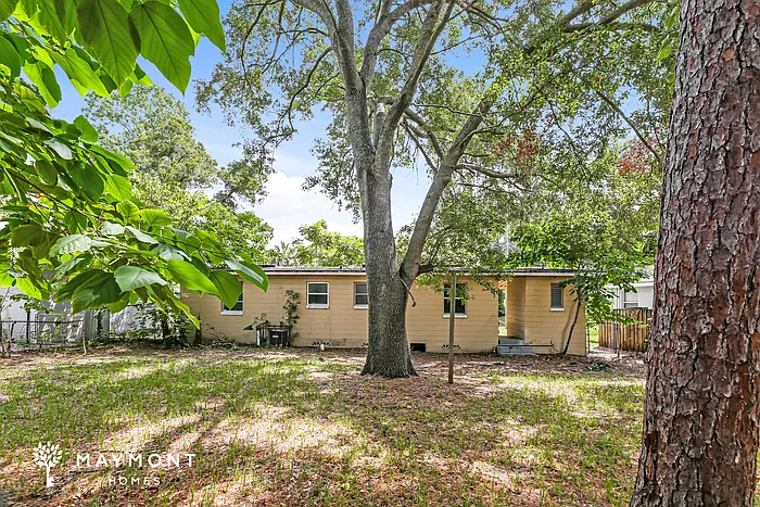 2448 Marble Dr — Photo 3