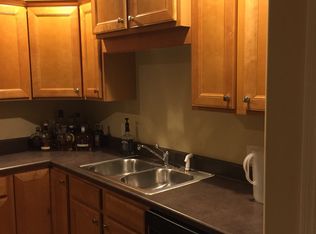 4010 Creek Hill Dr, Bettendorf, IA 52722