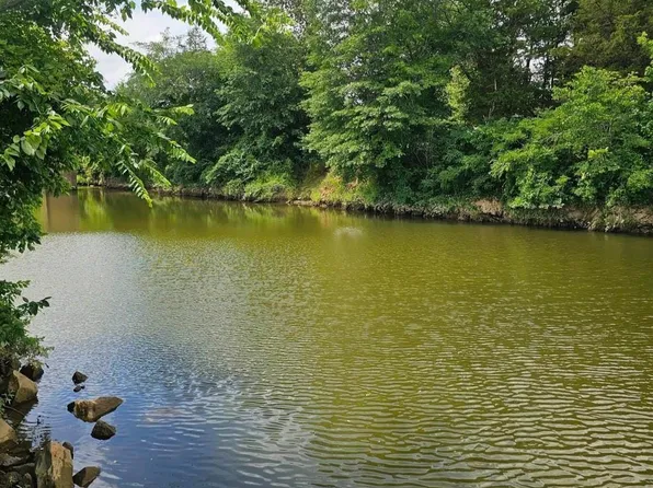 150 Harts Ferry Rd, Ohatchee, AL 36271