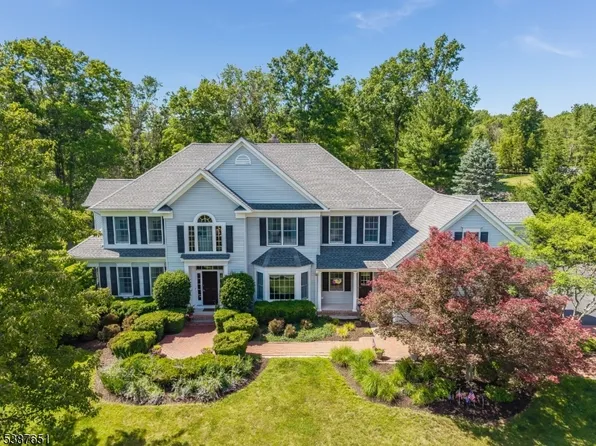 26 Chalfonte Dr, Clinton Twp., NJ 08833