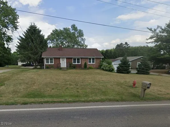 5474 Ravenna Ave, Louisville, OH 44641