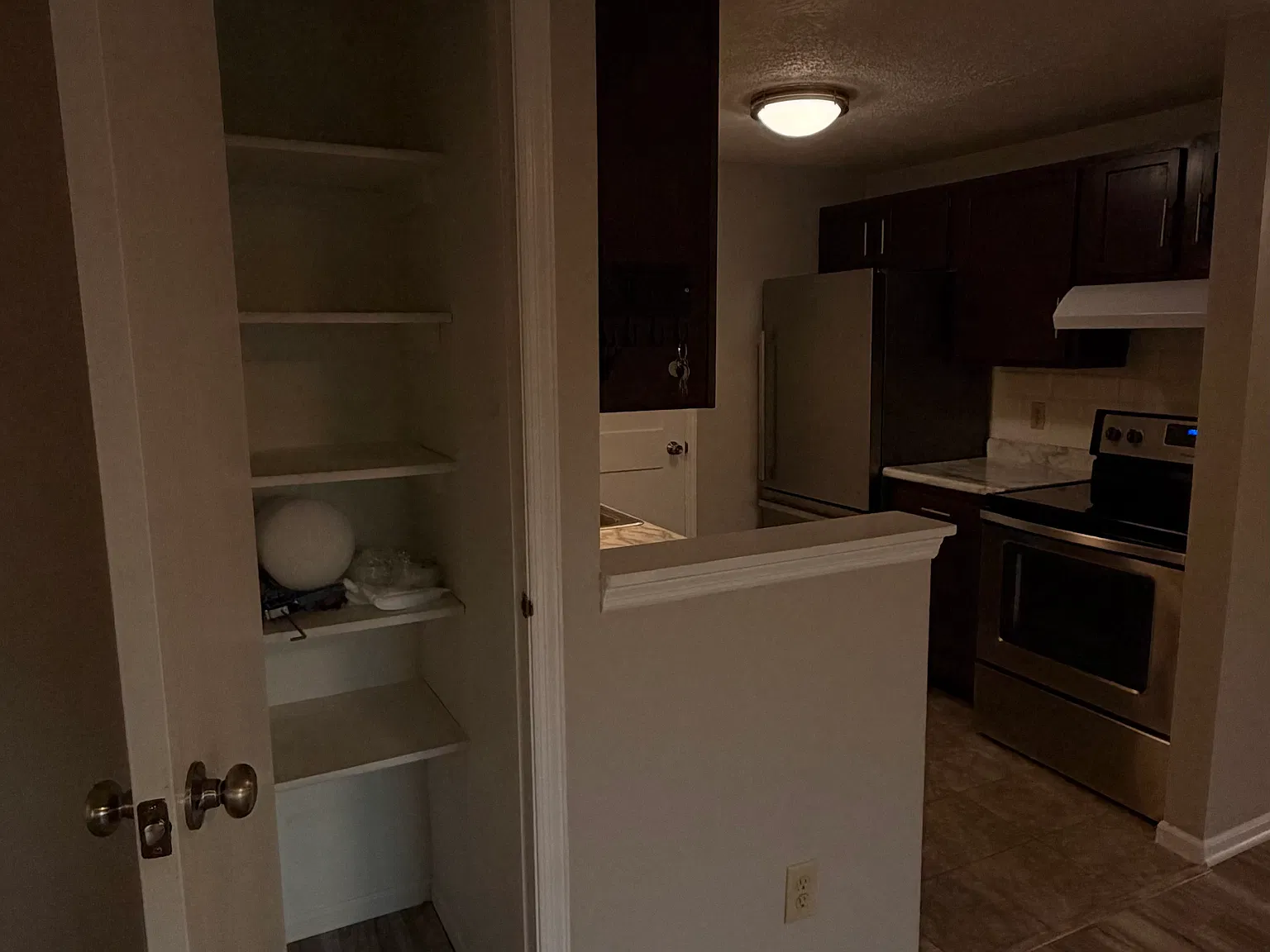 3 bed, 1100 sqft, $1,650 — Photo 1