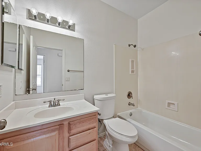7160 E Lindner Ave — Photo 22