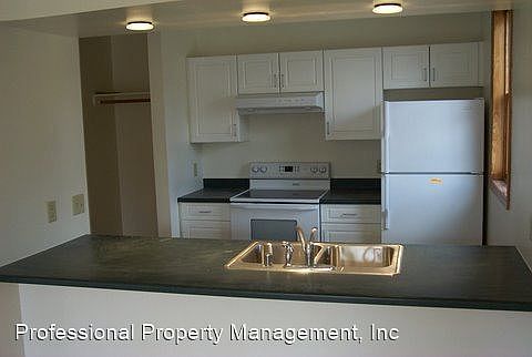 5th image of 204 E Pine St APT 4