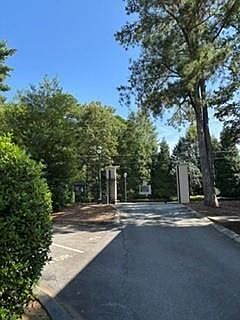 5th image of 750 Dalrymple Rd APT D4