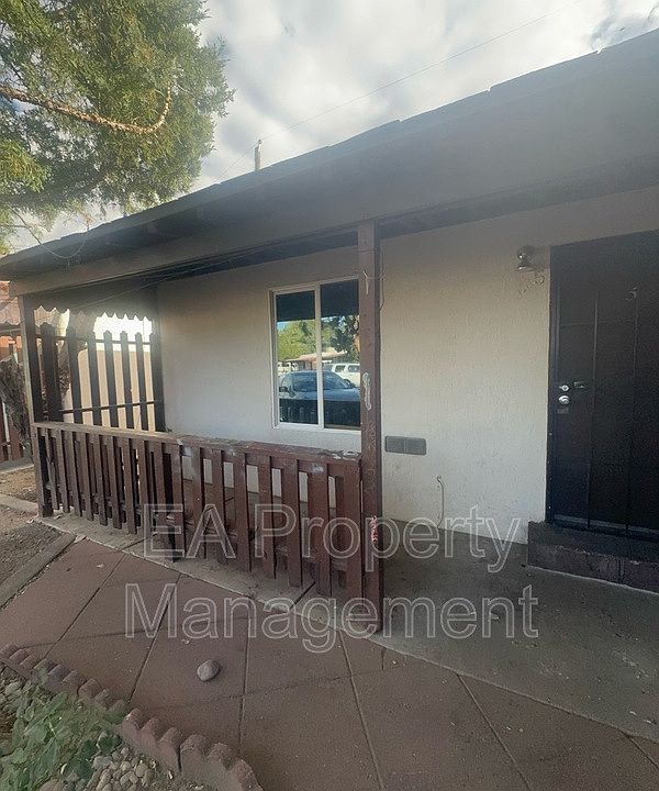1st image of 117 40th St NW APT 5