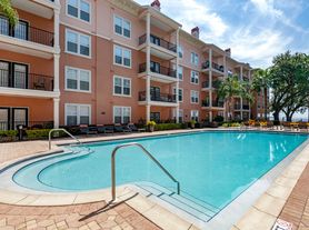 2054 Riverside